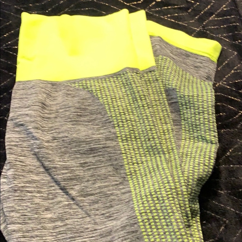 Green leggings